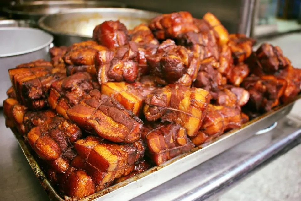 「鄭記豬腳飯」是不少老台北人喜愛的古早好滋味。（圖／翻攝自鄭記豬腳肉飯臉書粉專）