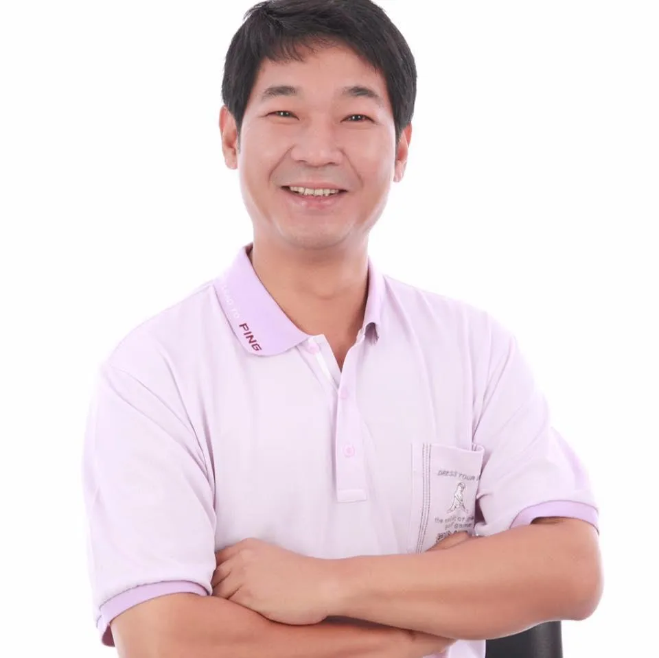 高雄市議員朱信強的助理涉入美濃農地盜挖事件，他火速將助理解職。（圖／翻攝朱信強臉書）