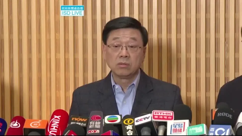 香港特首李家超27日宣布港府將投入3億元港幣（約12.08億元新台幣）協助救災。（圖／路透社）