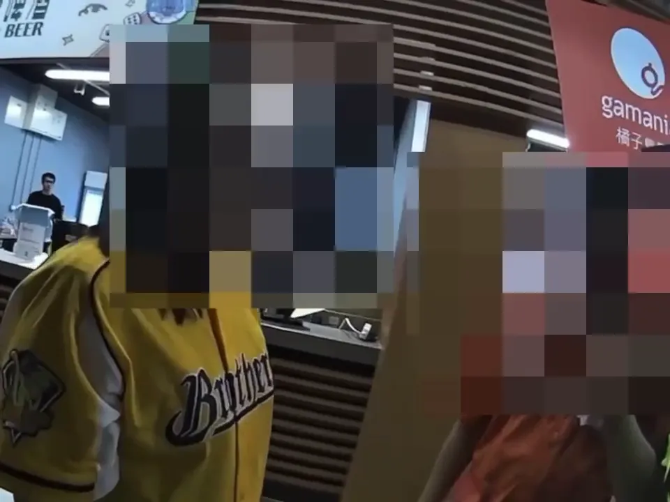警方到場制止。（圖／警方提供）