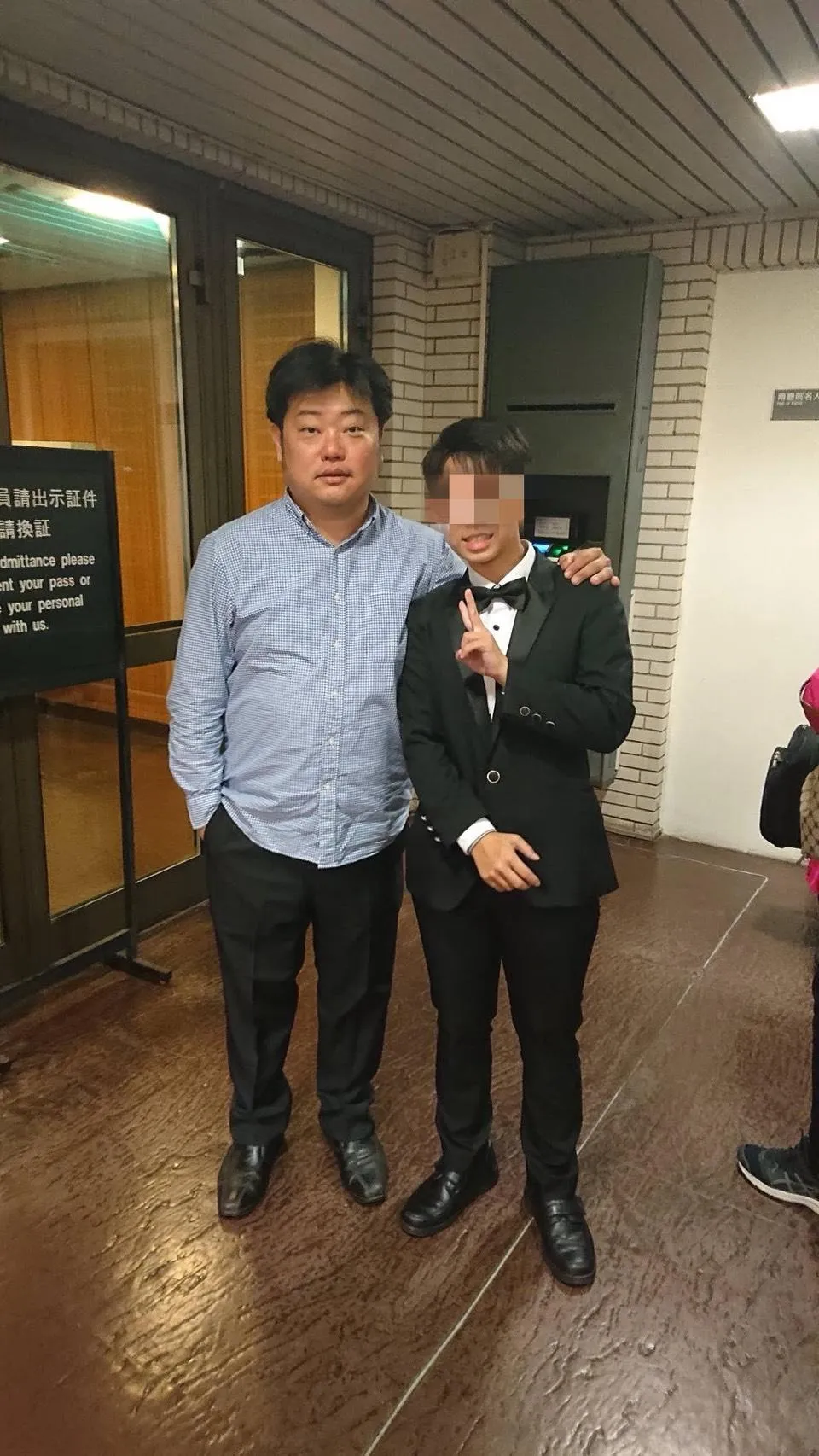 呂彥慶跟學生合影。（圖／翻攝呂彥慶臉書）