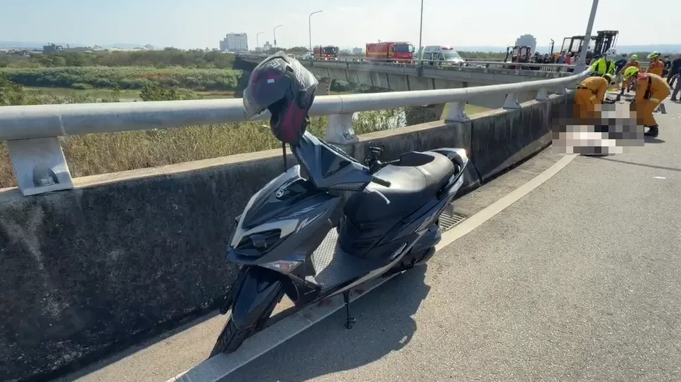車禍現場。（圖／中天新聞）
