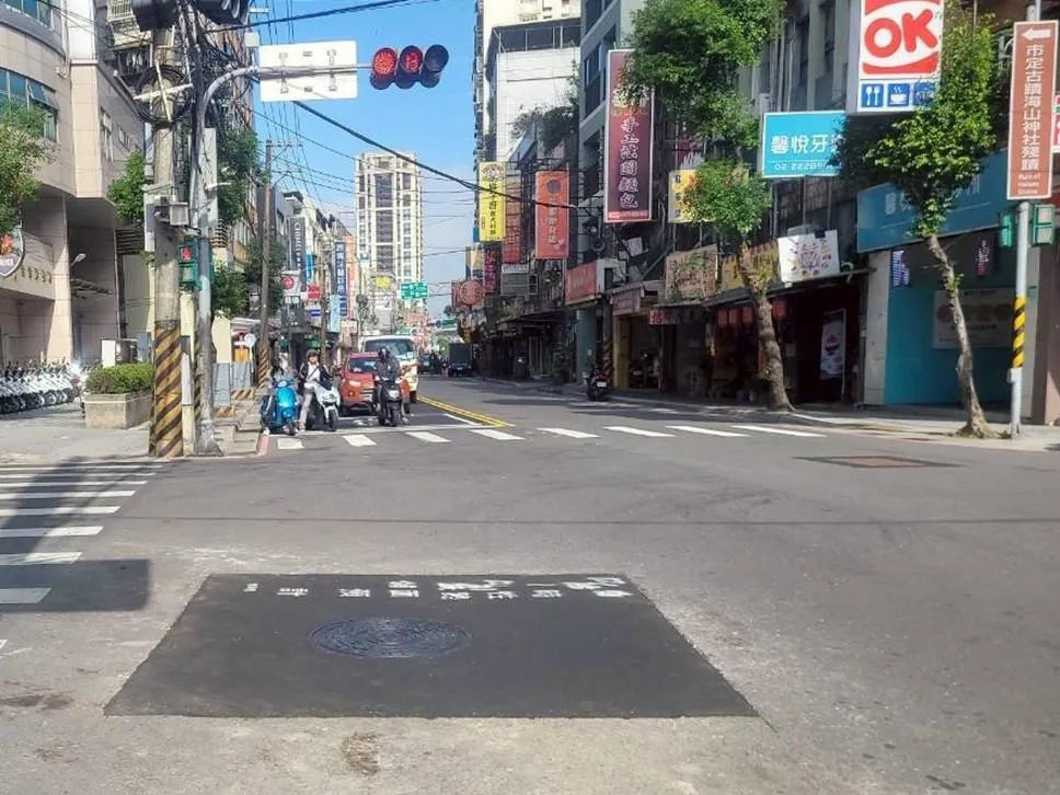 污水管線完成修繕，道路已恢復通行。（圖／新北市政府水利局）