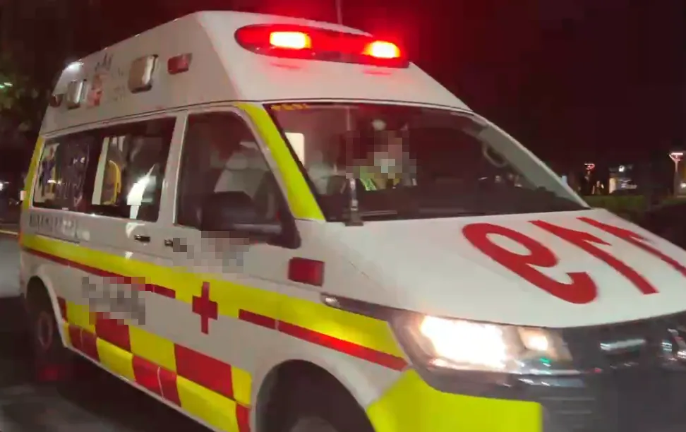 警消獲報趕赴現場，將人帶回岸上時已明顯身亡。（示意圖／中天新聞資料照）