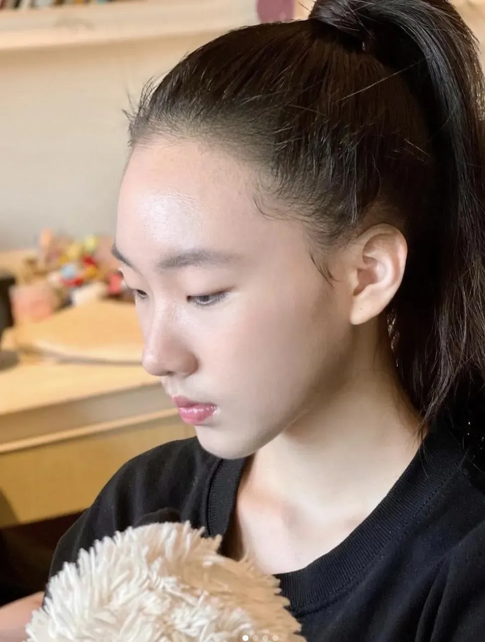 小S大女兒許曦文（Elly）緊急返台。（圖／翻攝IG Elly）