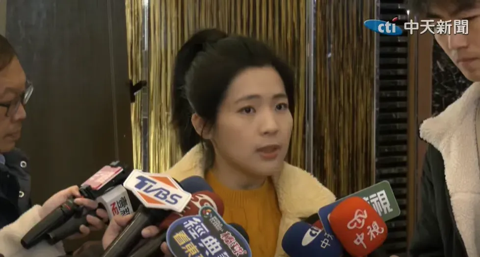 徐巧芯表示，辯論是一定要的，只是她辯論就要參加中選會舉辦的。（圖/中天新聞）