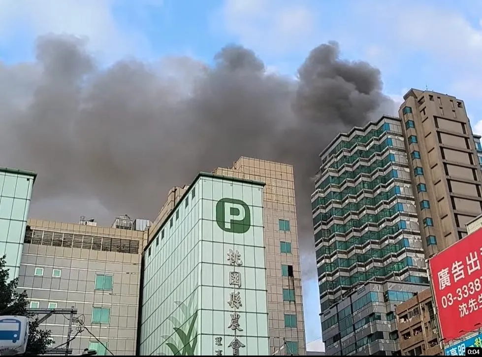 火災現場。(圖/翻攝桃園大小事)