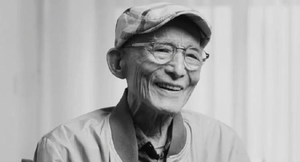 游本昌晚年在王家衛執導的《繁花》中飾演「爺叔」,再次受到大批觀眾關注。(圖/翻攝微博)