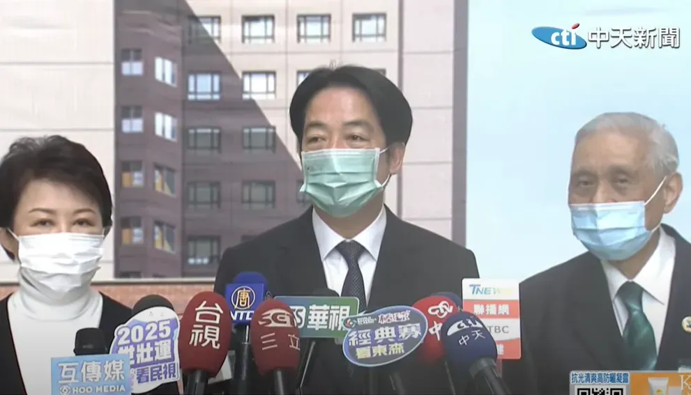 賴清德今赴台中和盧秀燕一起赴林新、榮總醫院探視傷患。（圖/中天新聞）