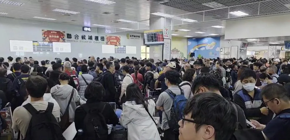 金門機場今早仍有700多人無機可搭等待候補。（資料照／中天新聞，下同）