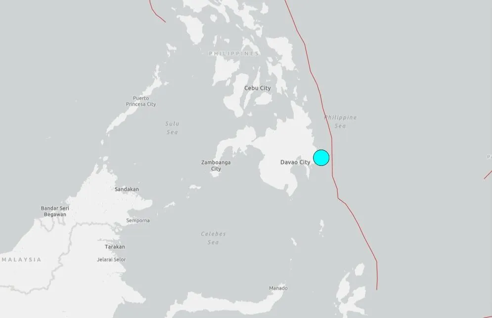 菲律賓外海發生規模7.4地震。(圖/USGS)