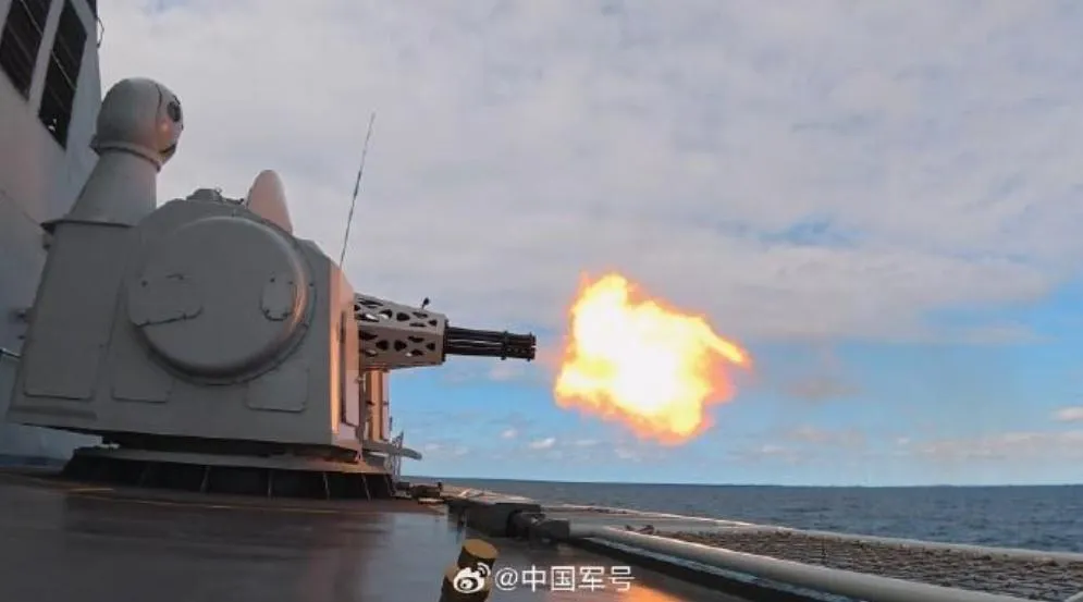 解放軍「正義使命-2025」圍台軍演,實彈射擊。（圖／翻攝微博「中國軍號」）