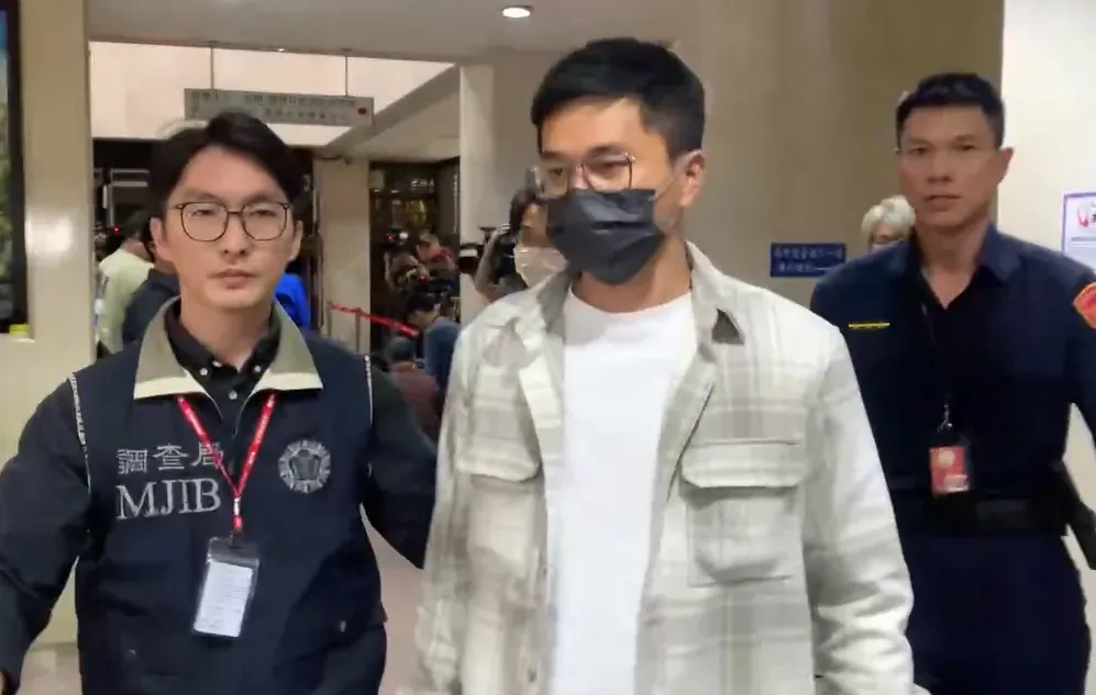 罷吳沛憶領銜人李孝亮30萬交保，遭限制出境出海。（圖／中天新聞）
