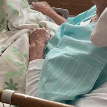 曾靠草藥治好肝病!男罹肝癌仍執迷 4個月後...肝臟長滿腫瘤