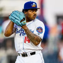 MLB/比大都會左牛還狂 響尾蛇2A投手關門成功「竟後空翻」