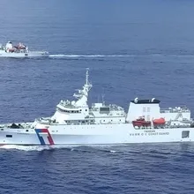 影/海巡署遠航訓練外交專案 嘉義艦、澎湖艦航抵帛琉