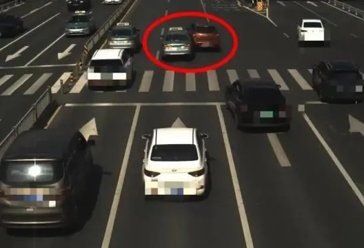 刻意製造擦撞!陸運將3個月「碰瓷」逾20次 騙9萬遭刑拘