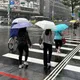 周日母親節「雨中度過」!鋒面雨彈炸3天 明熱飆36度