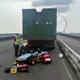 高屏大橋黃牌重機追撞大貨車 騎士重創命危送醫不治