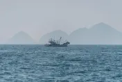 菲律賓漁船22日凌晨遇海象突變翻覆　船上23人2死7失蹤