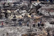 影/智利野火狂燒超過3000座房屋損毀　死亡人數增至99人、數百人失蹤