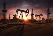 技術指標支撐原油價格　國際油價小升