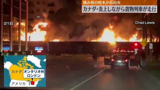 影/加拿大貨物列車行進間突起火燃燒　5節車廂冒火衝進市區嚇壞民眾