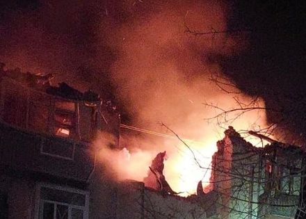 又有平民犧牲！烏克蘭第二大城哈爾科夫公寓遭飛彈擊中　至少1死3傷