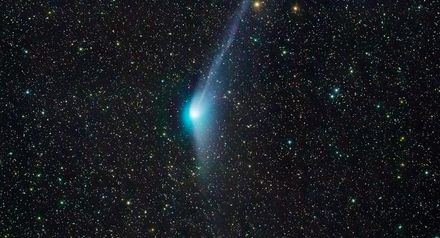 5萬年一遇超美彗星！1日晚間最接近地球　民眾有望用肉眼就能看到