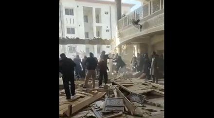 巴基斯坦清真寺爆炸增至95死221傷　警稱遭報復攻擊