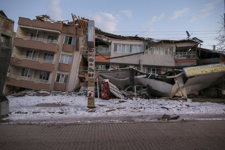 土耳其2波強震造成萬人罹難　陸學者：破壞擴大效應導致