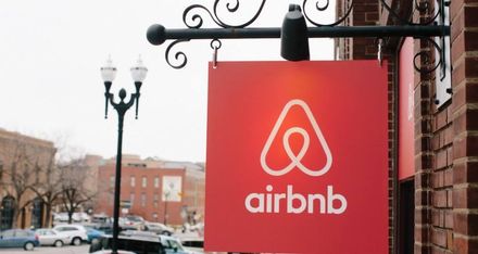 Airbnb宣布將裁撤人資部30%員工　聲稱非大裁員前兆僅「內部重組」