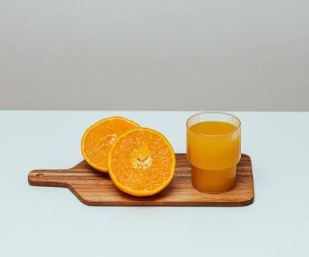 柳橙汁1杯糖量逼近手搖飲！營養師示警：3類人要注意