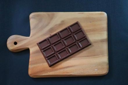 吃黑巧克力好處多！營養師曝「每天1小塊」不僅防癌、降血壓還能防失智