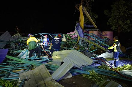 影/暴風雨襲擊泰國北部釀意外　學校屋頂坍塌含4童共7人喪生