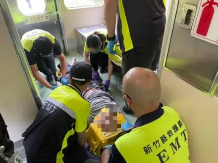 滿滿洋蔥！老翁昏迷倒臥鐵軌　他們「火車當救護車」緊急施救