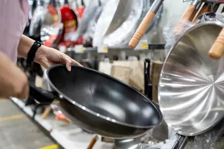 琺瑯鑄鐵鍋顏料會溶出重金屬？ 專家解答：過度清潔反傷鍋具
