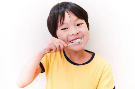 刷牙力道越大越乾淨？「出現這些狀況」恐是牙齦退縮