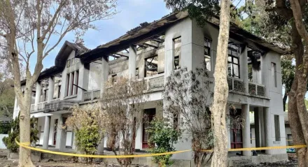 遊民縱火燒歷史建築「正氣樓」 　拒認罪一審遭判4年2月