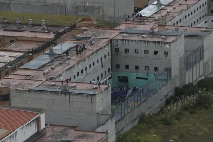 厄瓜多成犯罪天堂！囚犯挾持50名獄警　幫派組織發動汽車炸彈攻擊