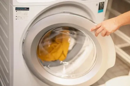 衣服異味是愈洗愈髒？專家授：半年一次「清洗洗衣機6步驟」