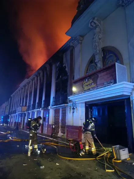 影/西班牙夜店冒大火「連屋頂都燒塌」　至少13人喪生