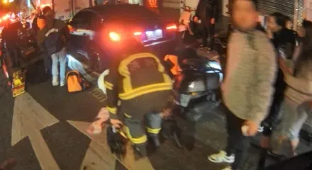 北市深夜車禍女騎士被撞飛　滑進車底受困送醫急救