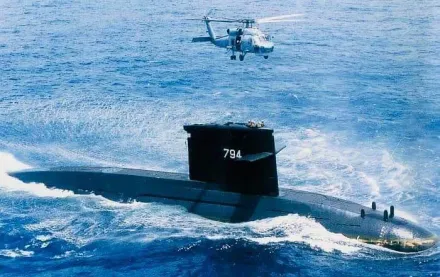 海虎潛艦官兵落海尋獲救生衣1件　海、空持續搜救失蹤3人