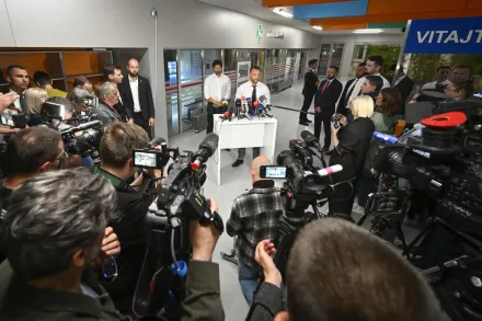 斯洛伐克總理遇刺身中多槍送醫急救　副總理：目前已脫離險境